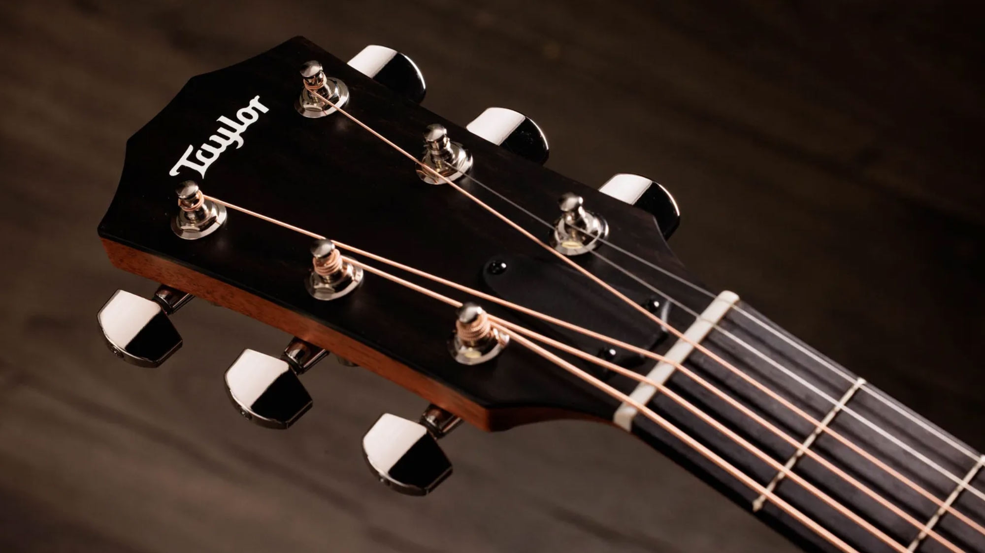 Taylor 414ce Studio Special Edition Honeyburst