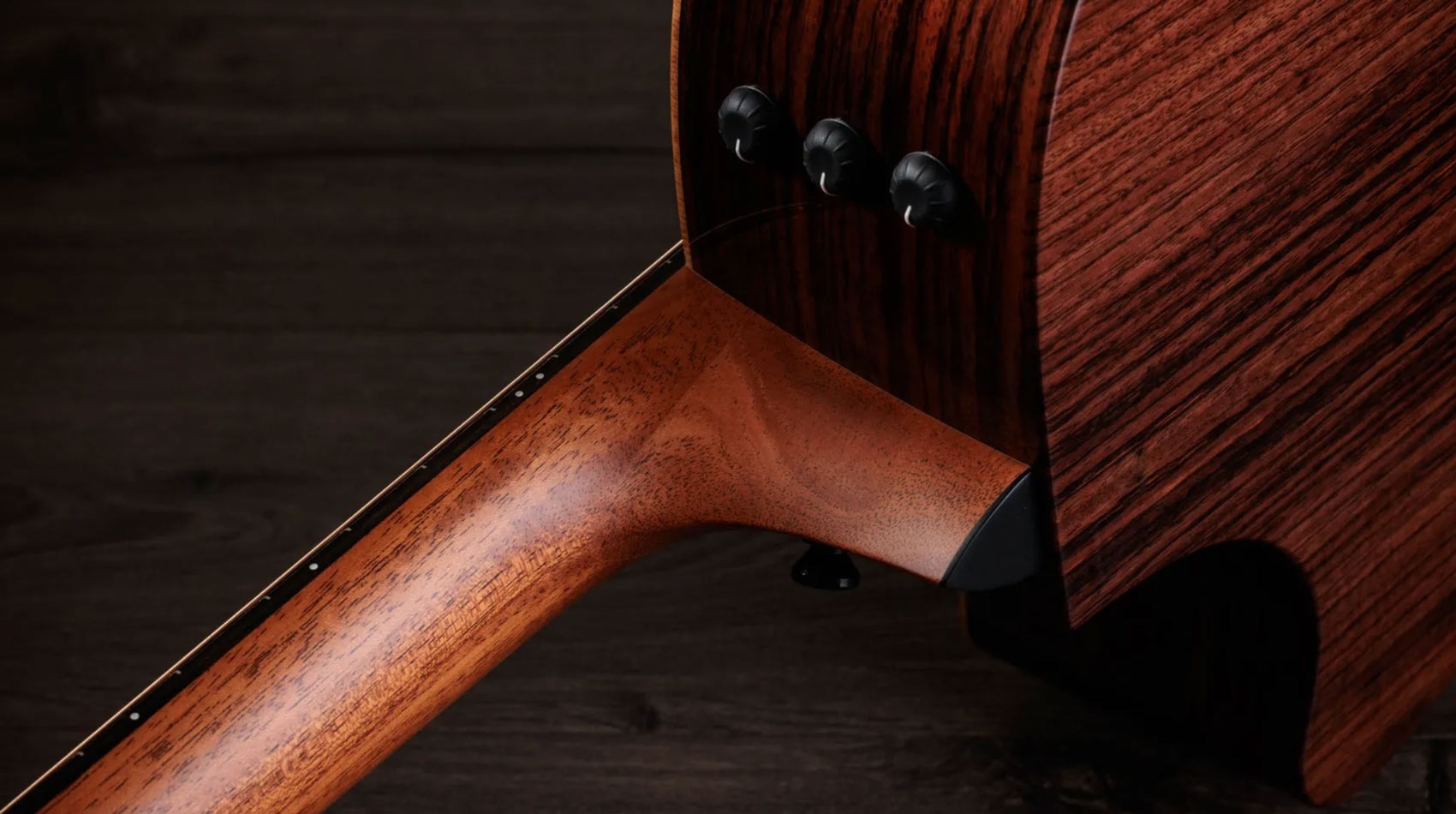 Taylor 414ce Studio Special Edition Honeyburst
