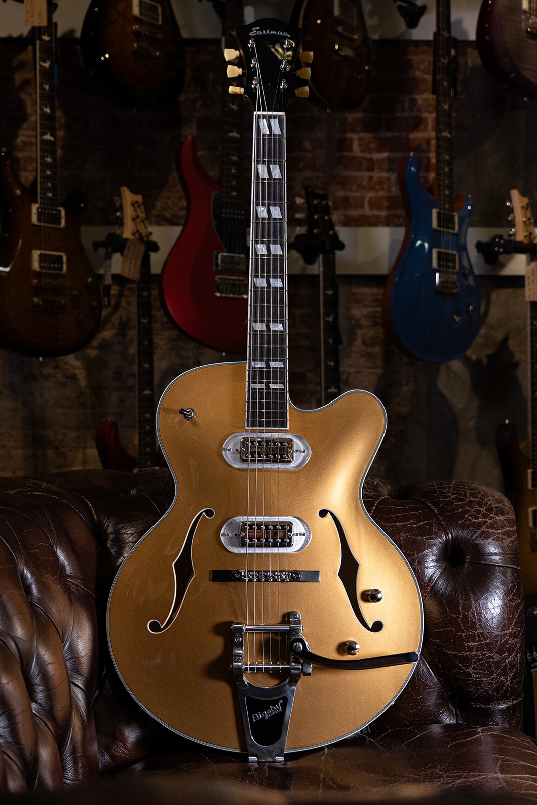 Eastman T58 Tonerider V-trons Bigsby Truetone Gloss Gold