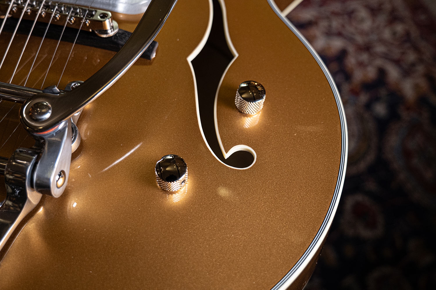 Eastman T58 Tonerider V-trons Bigsby Truetone Gloss Gold