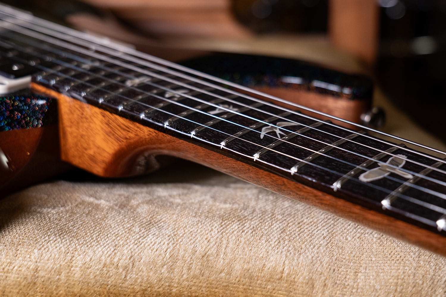 PRS Custom 24 Black Rainbow Holoflake