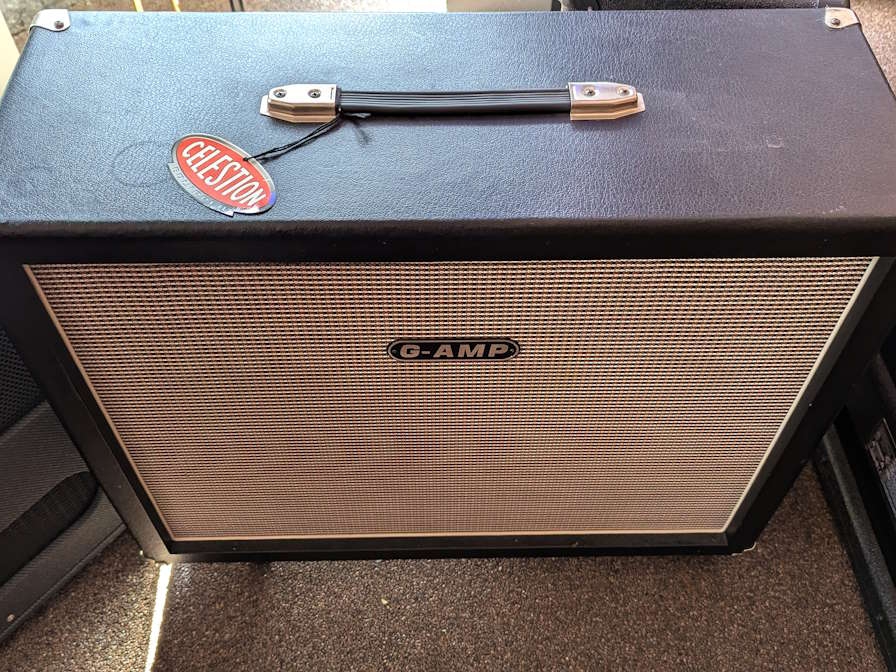 G-Amp Keen Set Head en Cabinet
