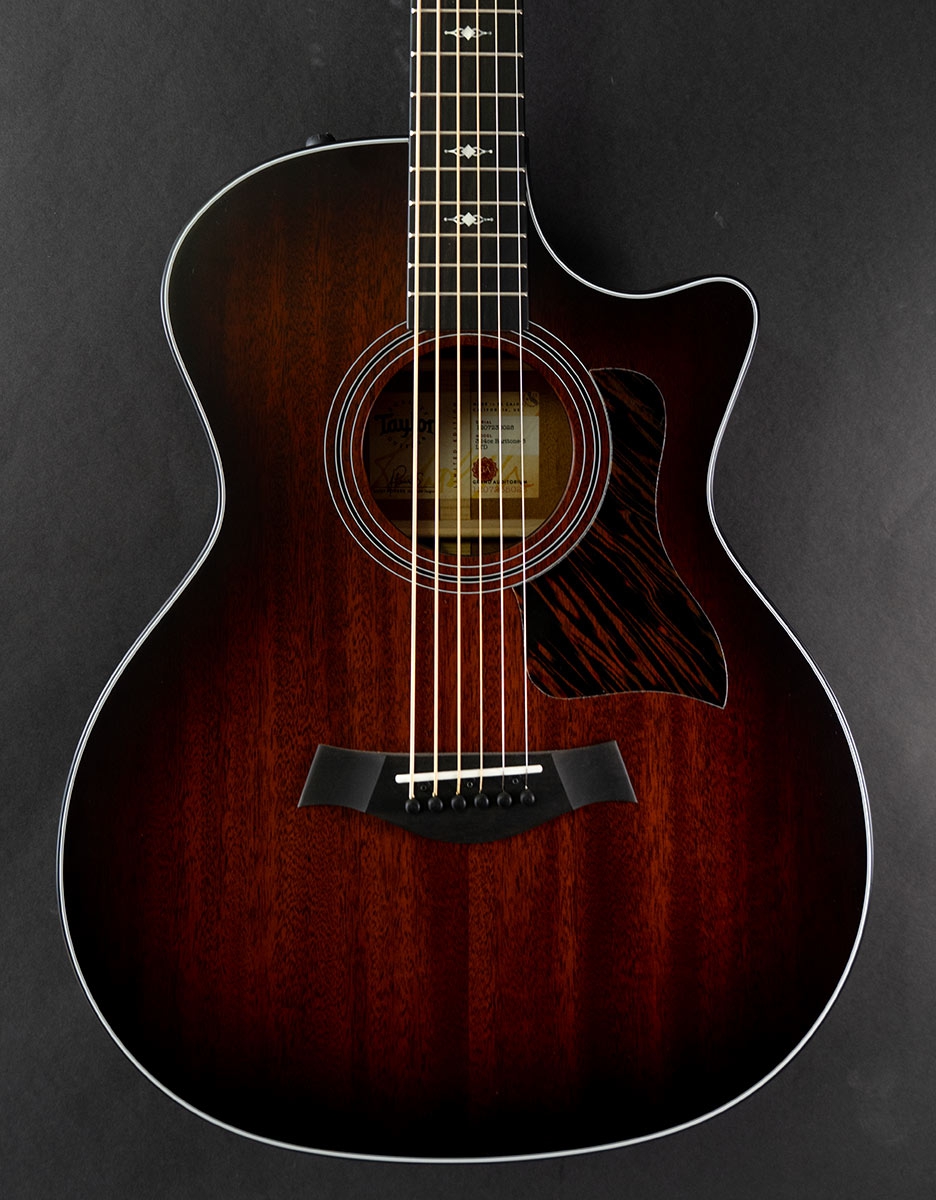 Taylor 324ce Baritone-6 LTD