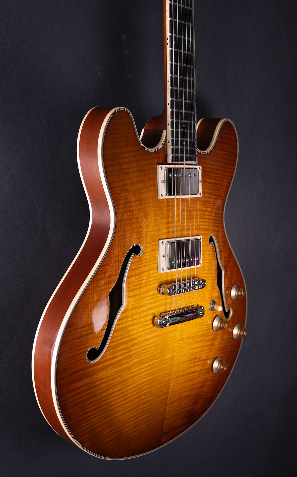 Eastman T186MX GB Goldburst