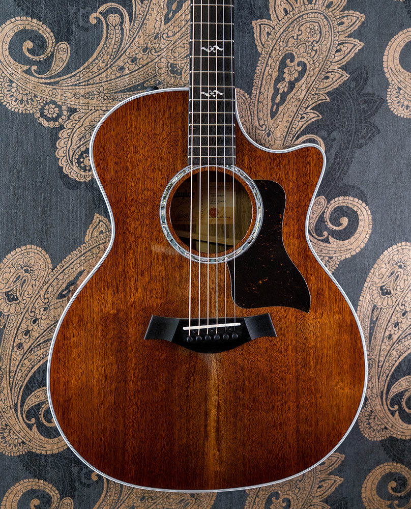 Taylor 424CE Walnut SEB Special Edition