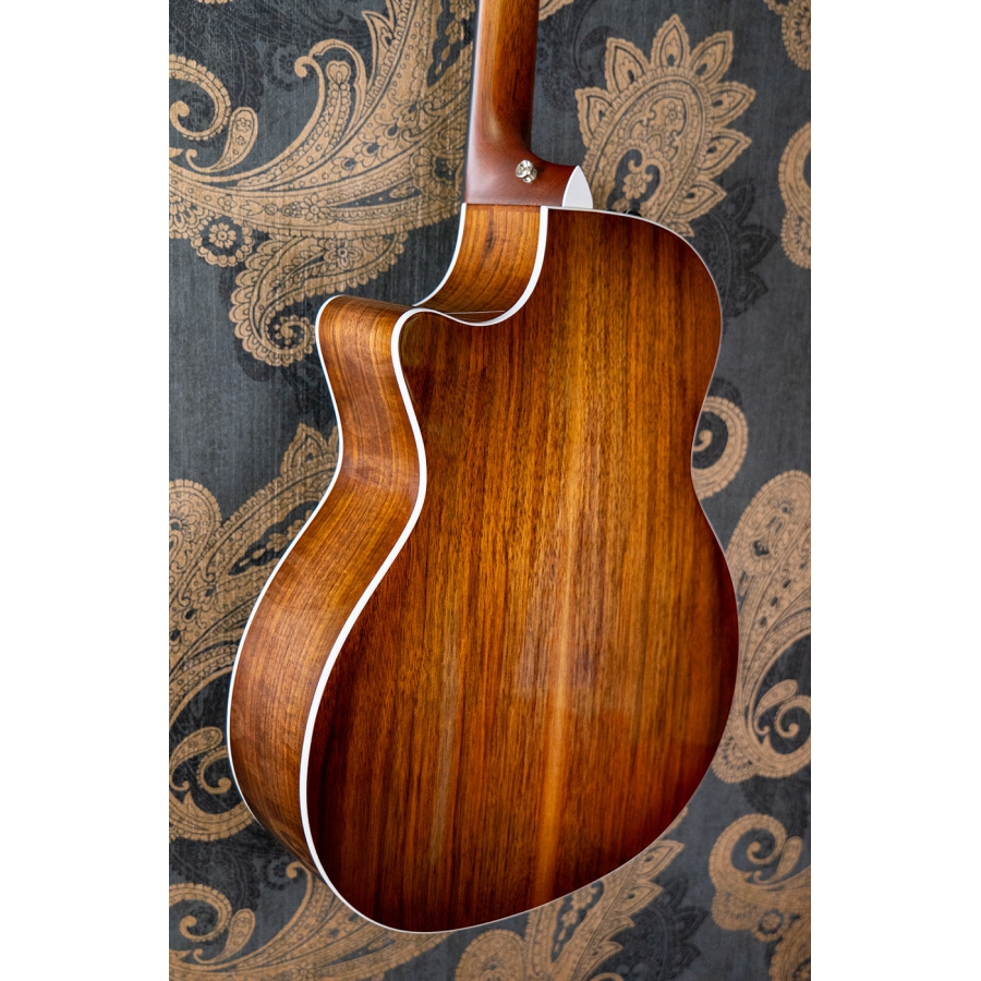 Taylor 424CE Walnut SEB Special Edition