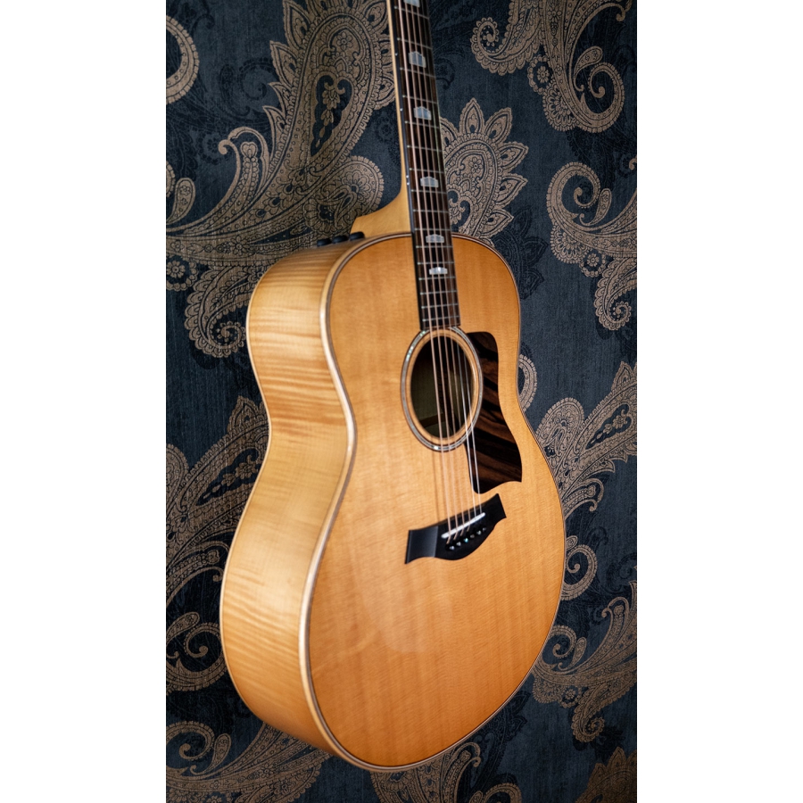 Taylor 618E V-Class Grand Orchestra