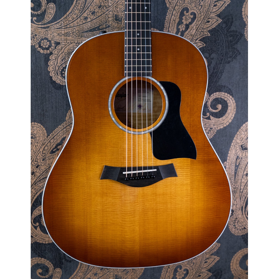 Taylor 217e Plus Special Edition Honeyburst