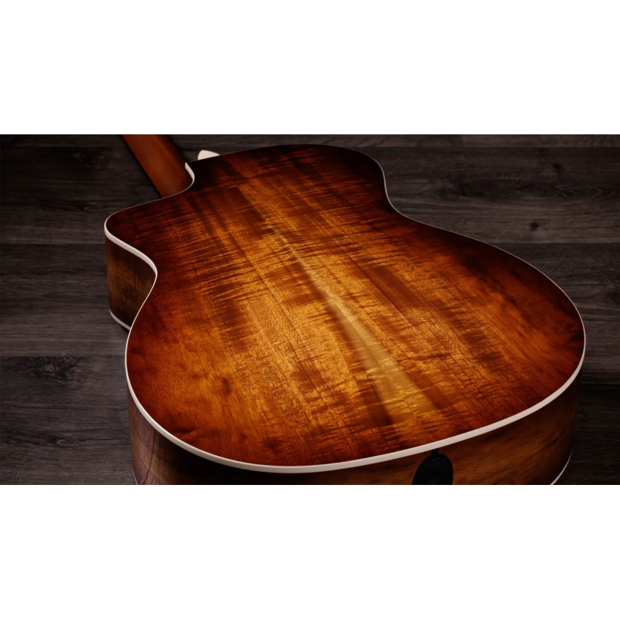 Taylor 214ce-K DLX Special Edition Honeyburst