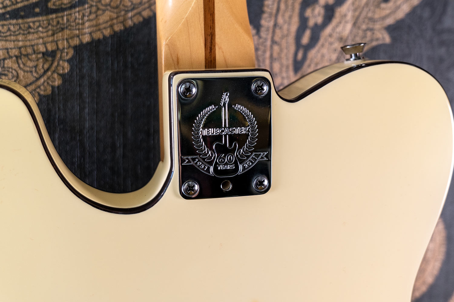 Fender 60th Anniversary Modern Thinline Telecaster Olympic White 2011