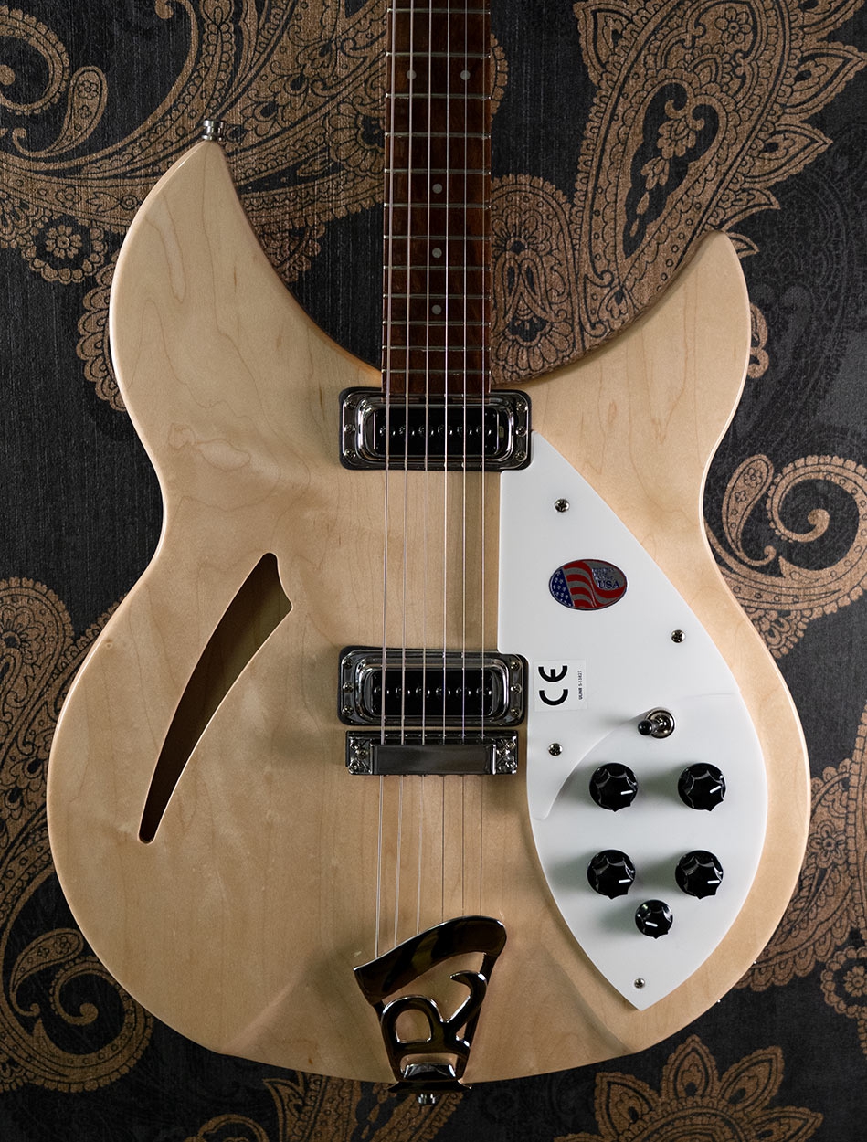 Rickenbacker 330 MG Mapleglo