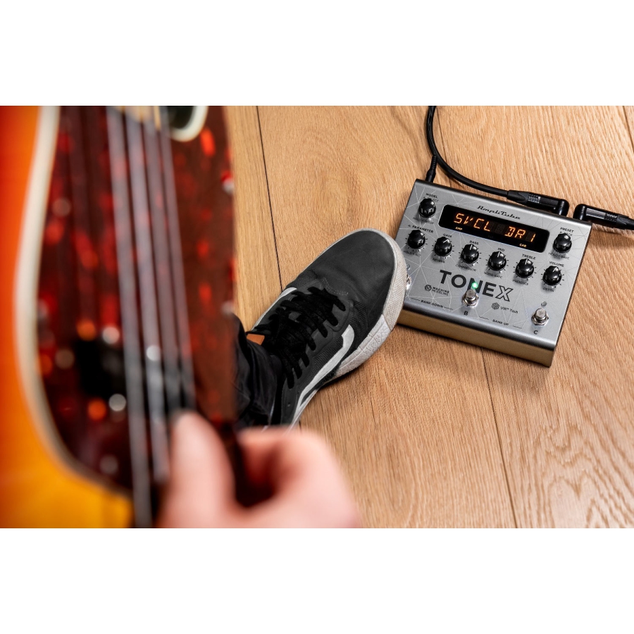 IK Multimedia ToneX Pedal Bass Edition