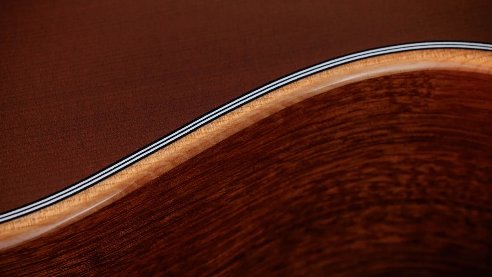 Taylor 354ce Studio Special Edition Honeyburst