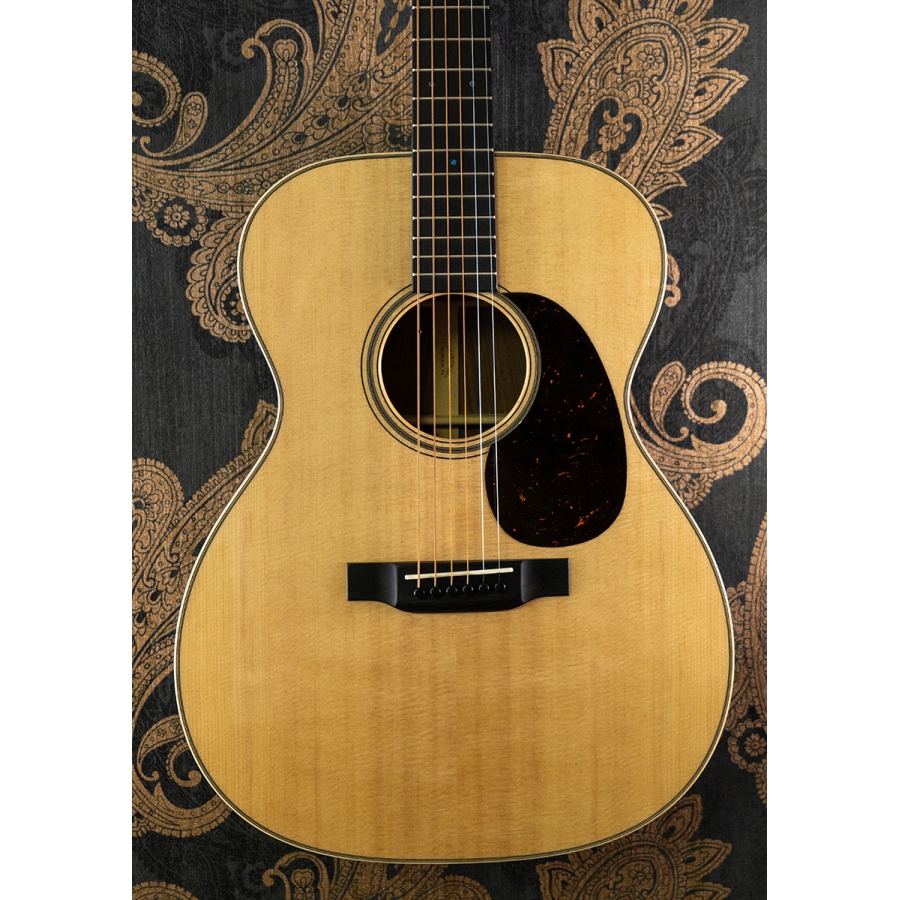 Martin Custom Shop 000-14 Black Walnut