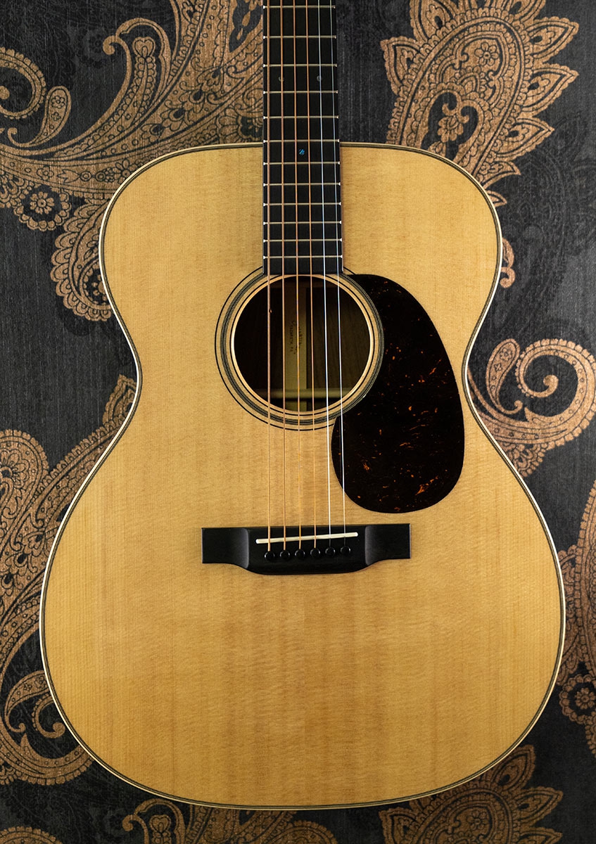 Martin Custom Shop 000-14 Black Walnut
