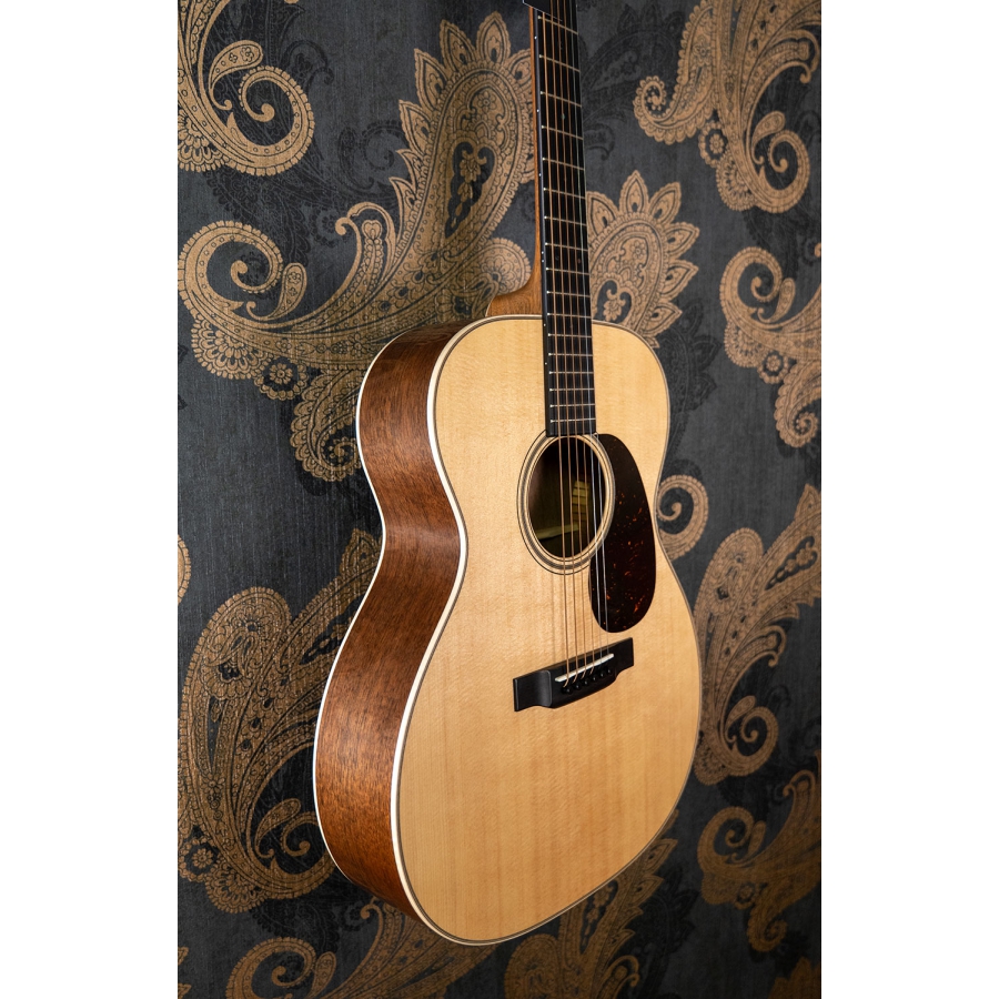 Martin Custom Shop 000-14 Black Walnut