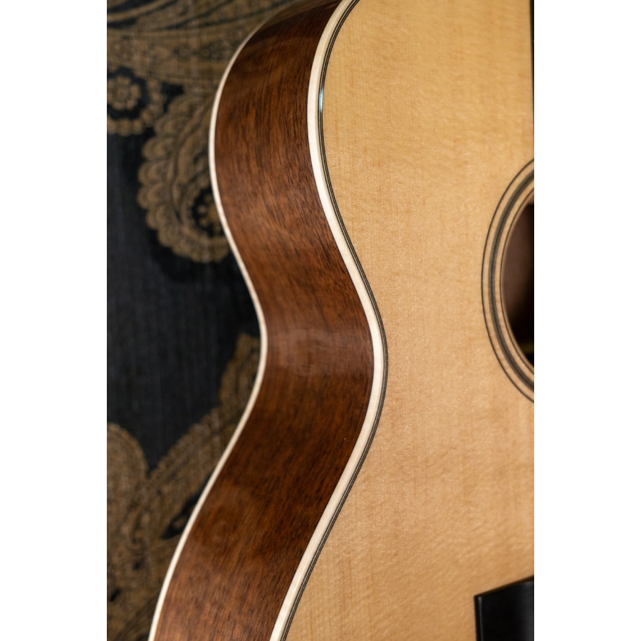 Martin Custom Shop 000-14 Black Walnut