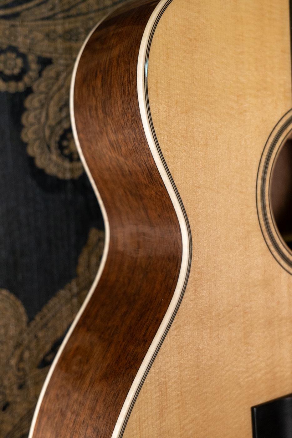 Martin Custom Shop 000-14 Black Walnut