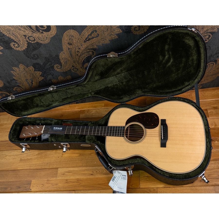 Martin Custom Shop 000-14 Black Walnut