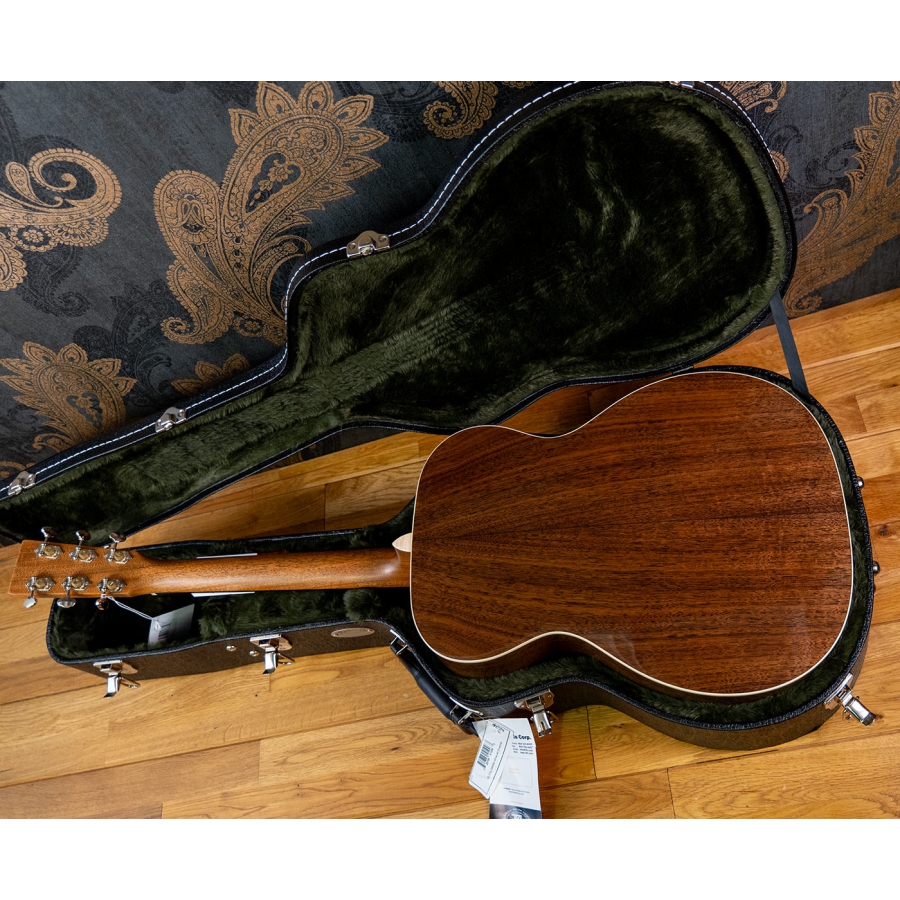 Martin Custom Shop 000-14 Black Walnut