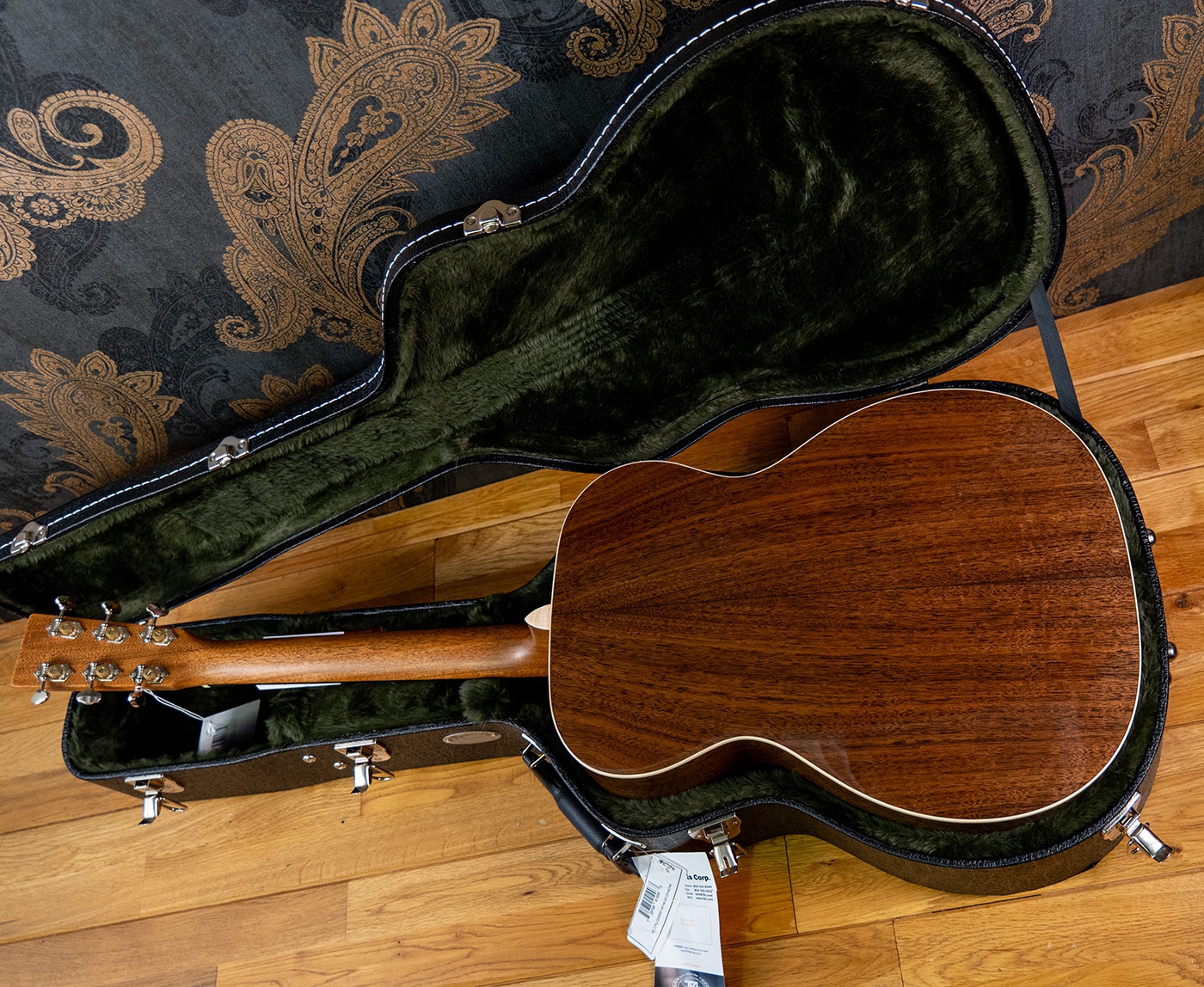 Martin Custom Shop 000-14 Black Walnut