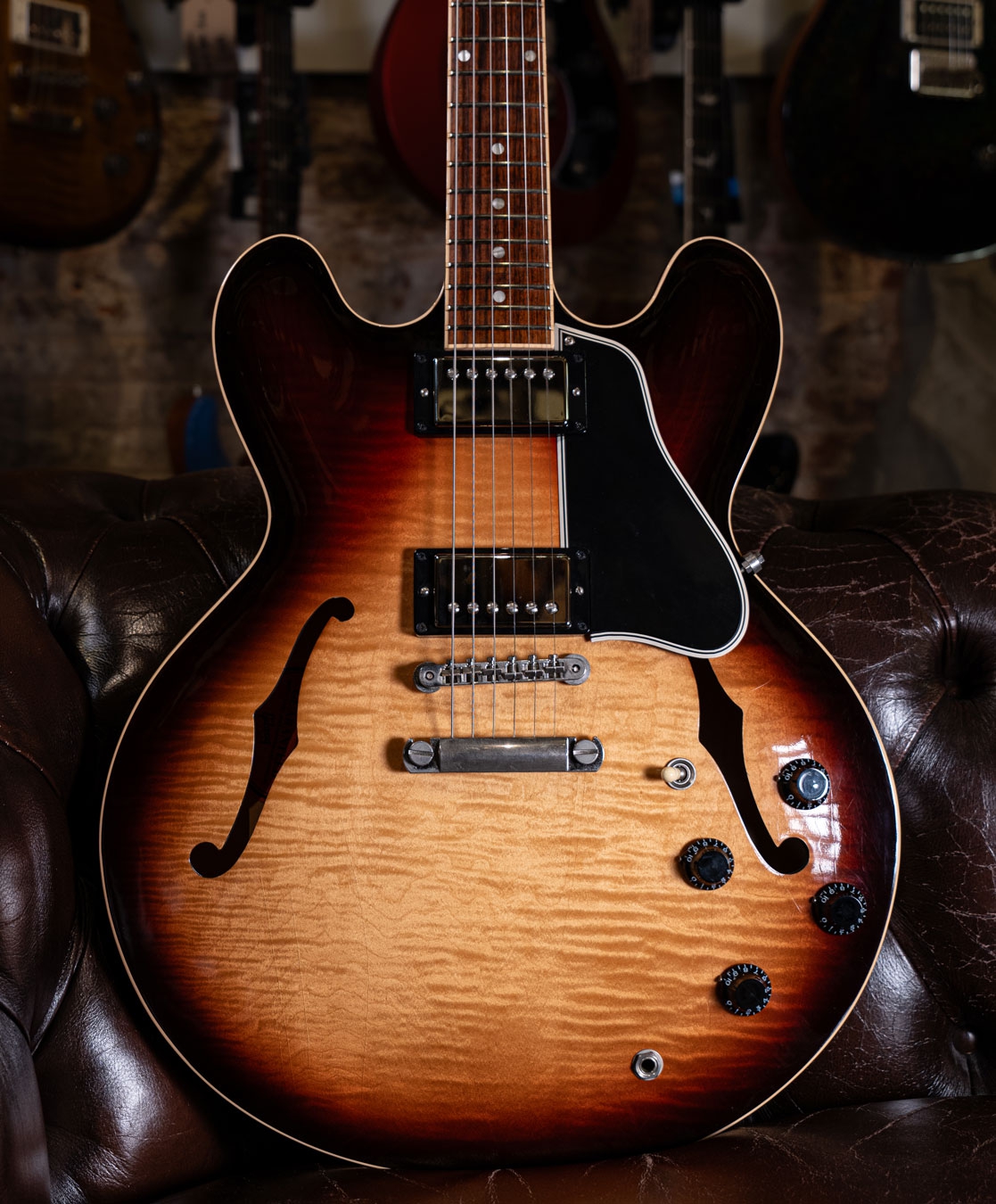 Gibson ES335 Dot Memphis Custom Figured top VS 2010