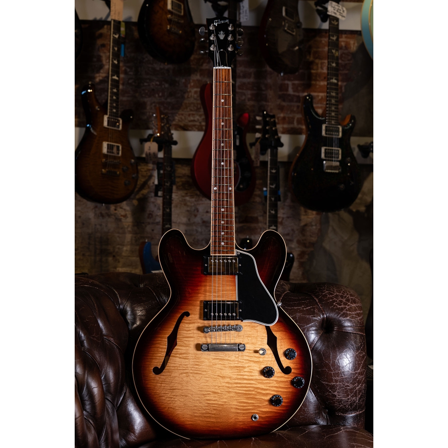 Gibson ES335 Dot Memphis Custom Figured top VS 2010