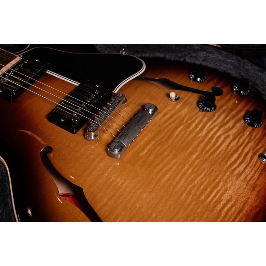 Gibson ES335 Dot Memphis Custom Figured top VS 2010