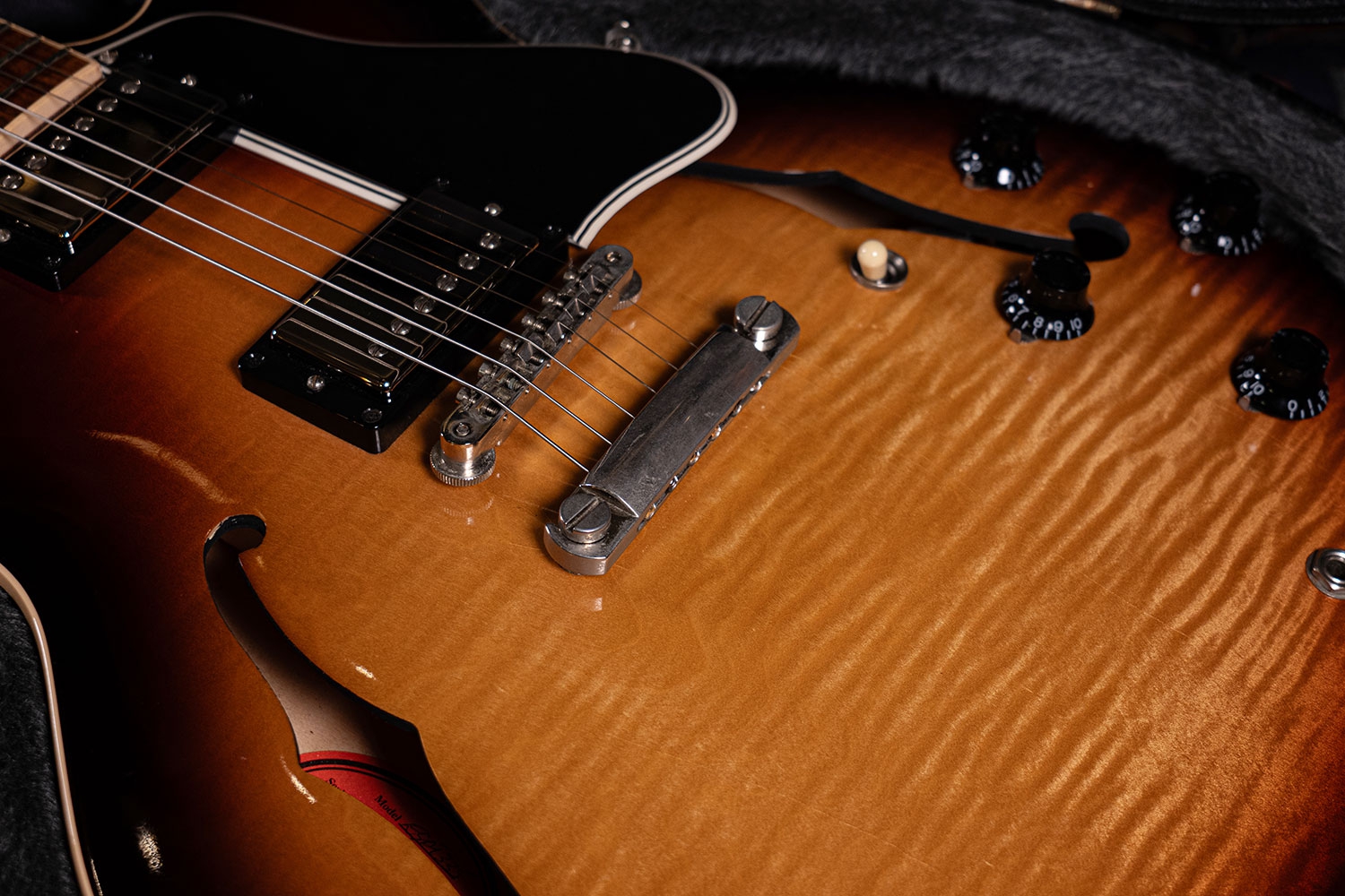 Gibson ES335 Dot Memphis Custom Figured top VS 2010