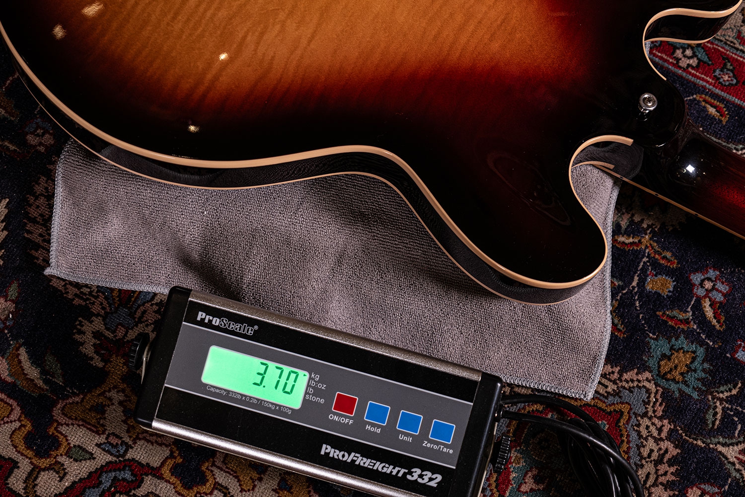 Gibson ES335 Dot Memphis Custom Figured top VS 2010
