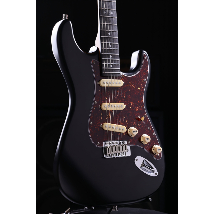 Patina Guitars PS-3 BK S-stijl Nitro Black