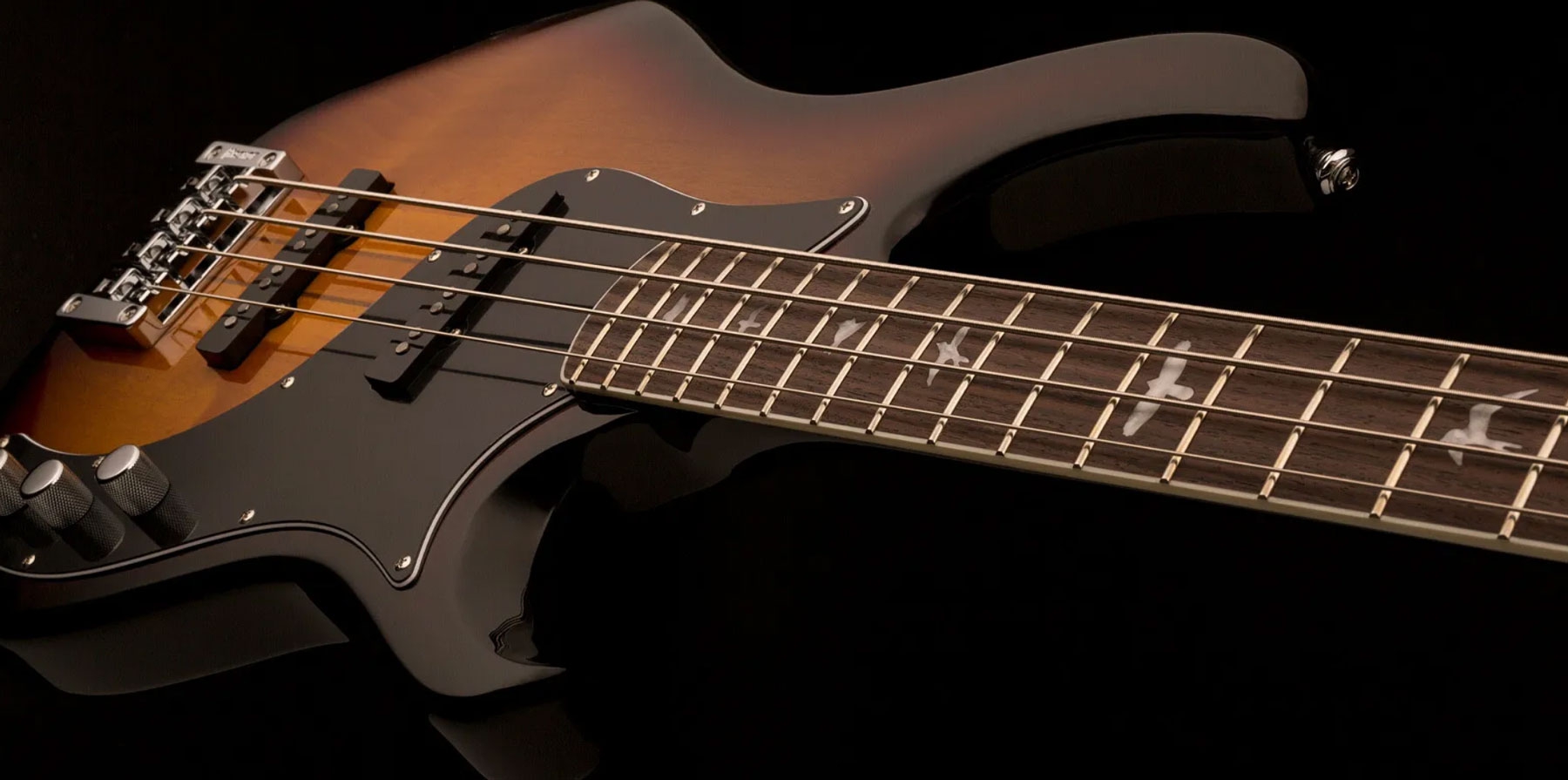 PRS SE KESTREL BASS Tri-Color Sunburst