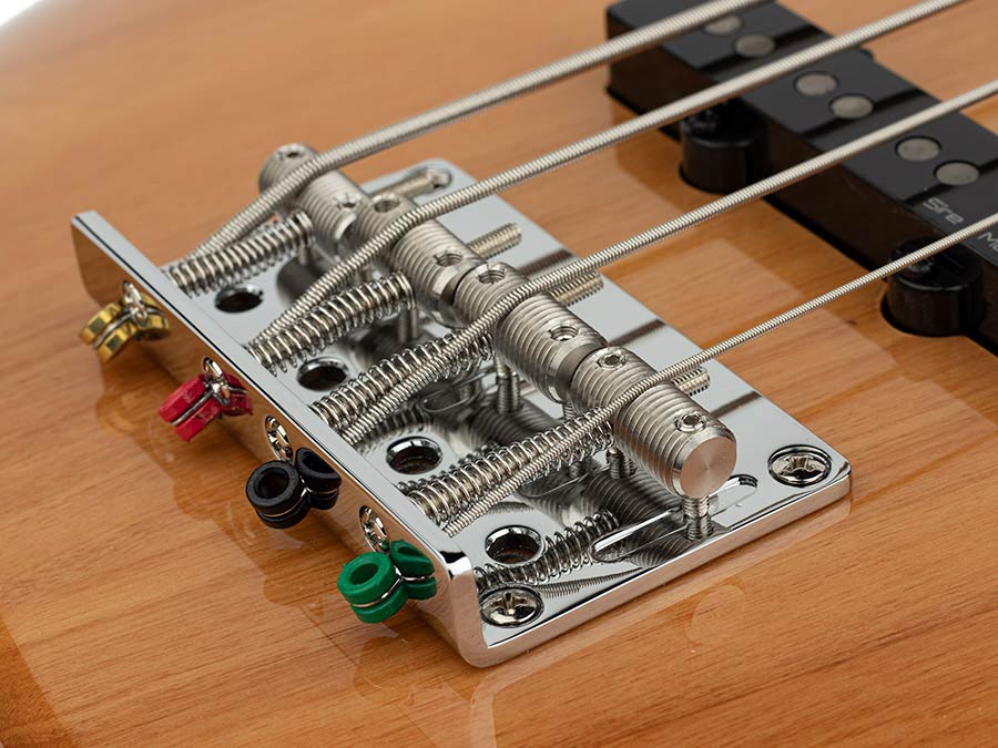 Sire Marcus Miller V5R A4 NT Natural