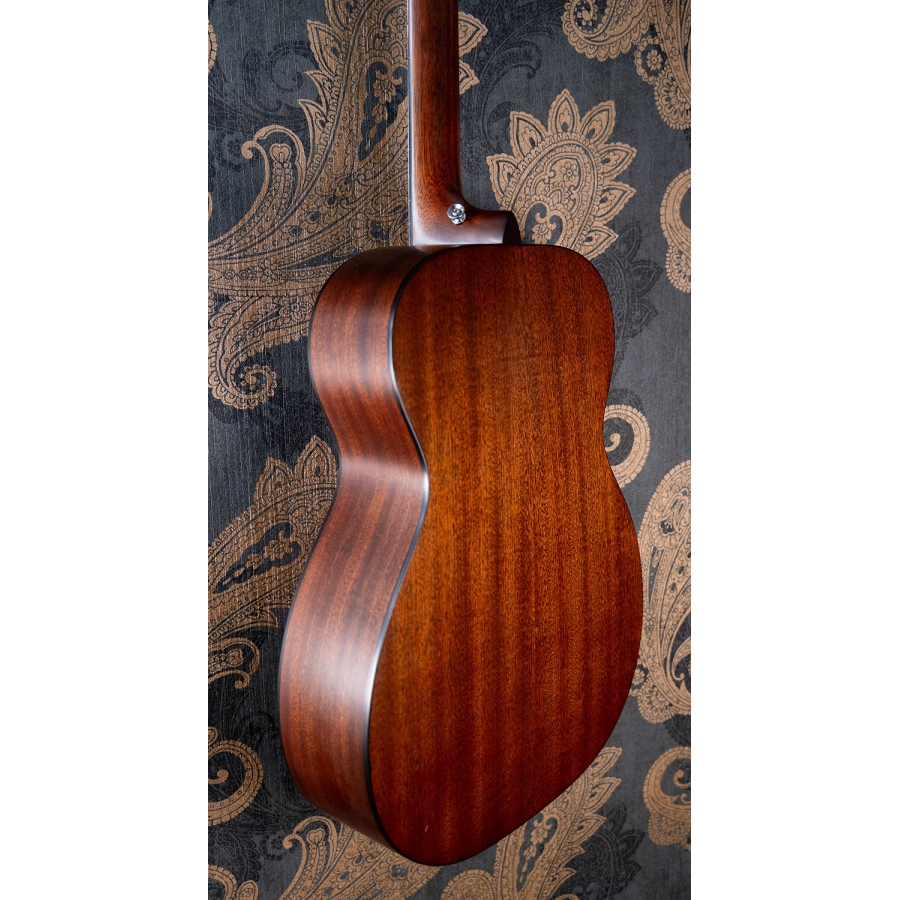 Martin 00-10E Retro Joe Bonamassa