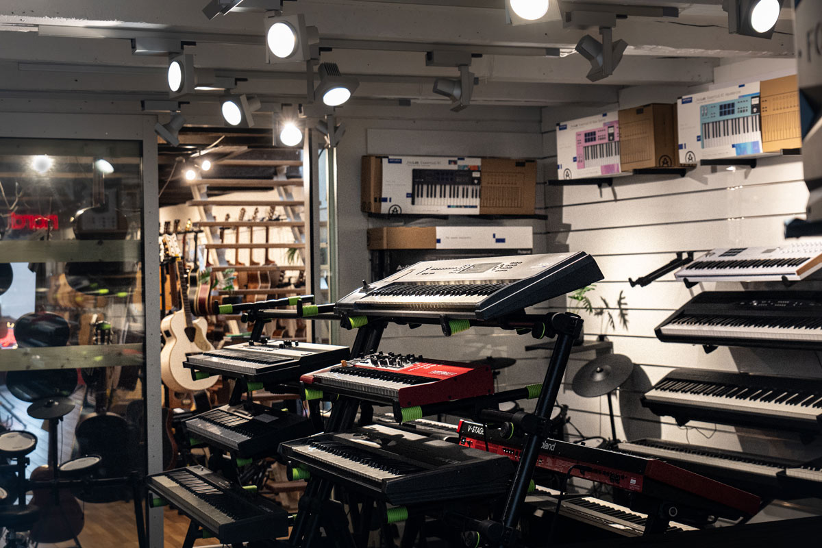 Keyboard-afdeling dijkmanmuziek